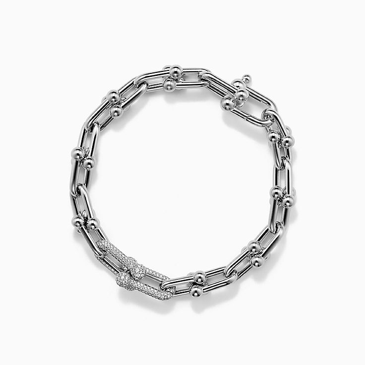 Tiffany HardWear 系列珠宝| Tiffany & Co. Tiffany HardWear 系列珠宝| Tiffany & Co.