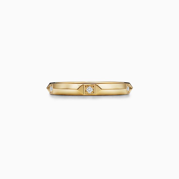 Tiffany True 系列18K 黄金镶钻戒指，宽2.5 毫米。 | Tiffany & Co.