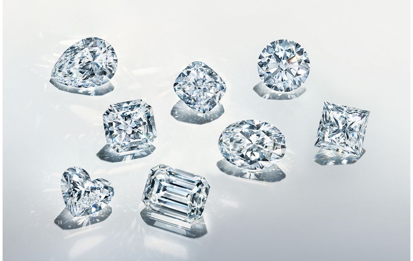 探索钻石形状无论其形状如何,蒂芙尼钻石切割始终着重绽放钻石的璀璨.