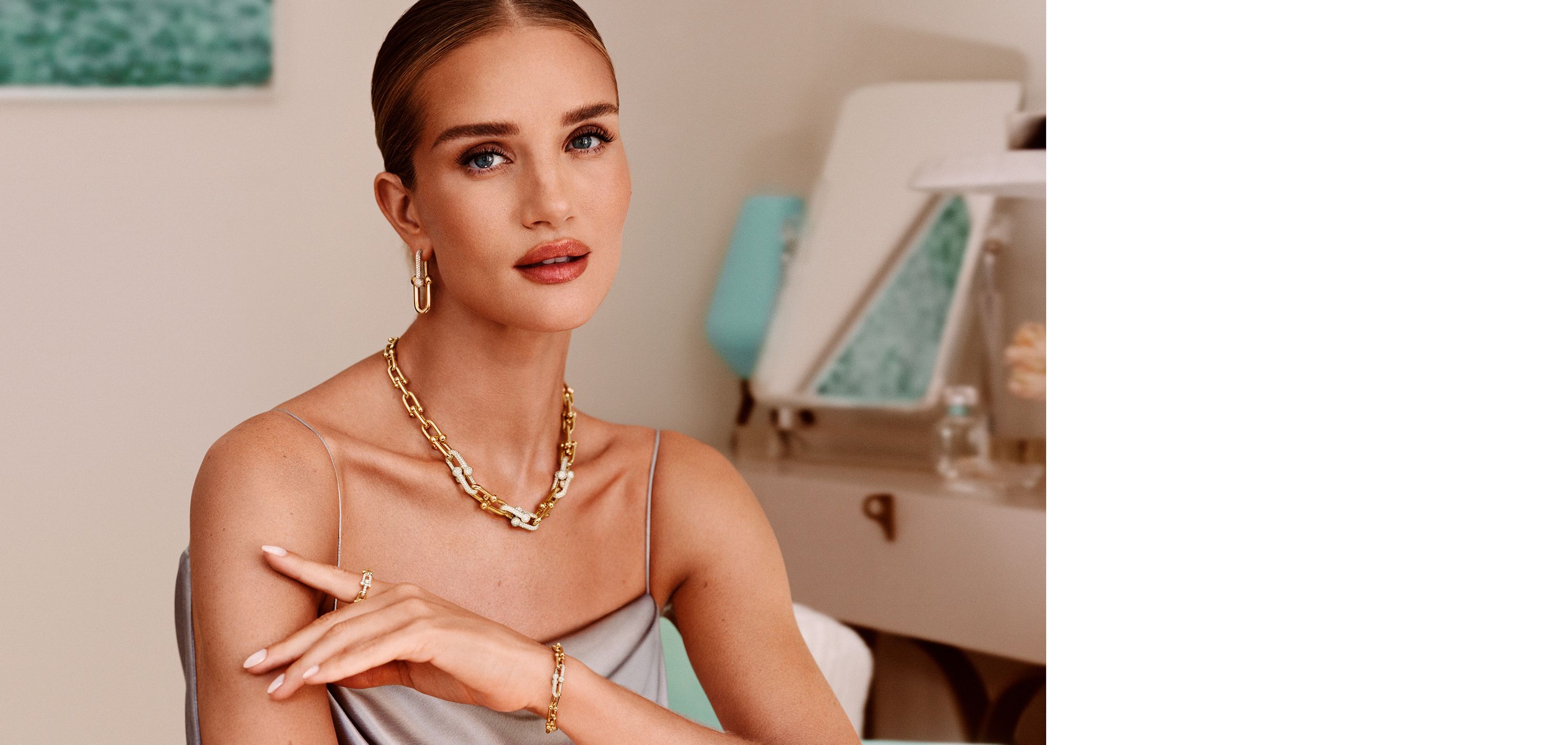 Tiffany & Co. CN | 始於 1837 年的奢華珠寶、禮品和配飾
