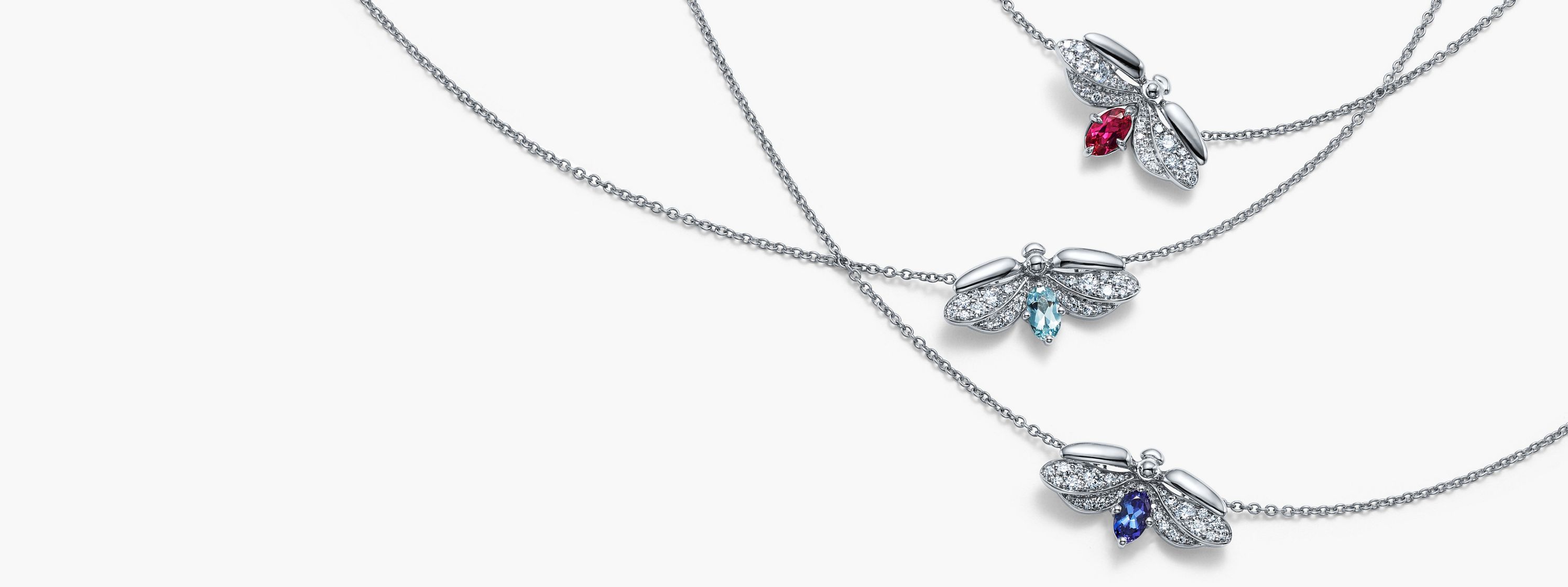 bugs 系列作品灵感来自都市花园,抒发蒂芙尼对自然恒久不变的热爱